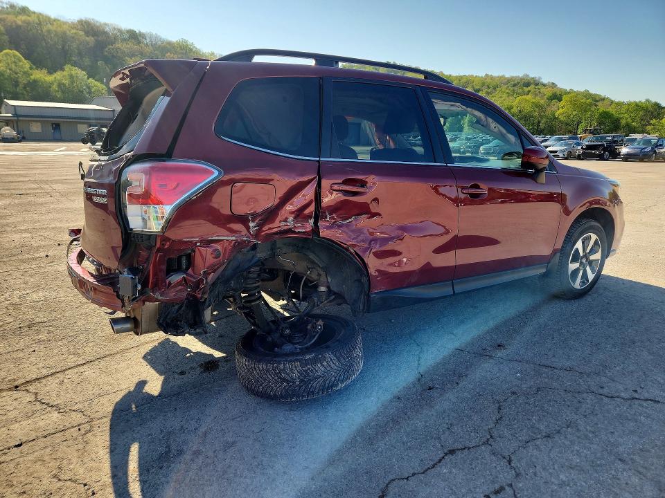 Auction sale of the 2017 Subaru Forester, vin: JF2SJAJC4HH546951, lot number: 52757296