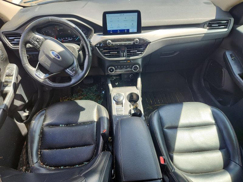 2020 Ford Escape მანქანა იყიდება აუქციონზე, vin: 1FMCU0H6XLUB24943, აუქციონის ნომერი: 54848926