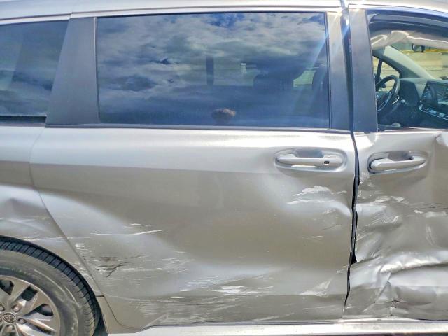 Продажа на аукционе авто 2021 Toyota Sienna, vin: 5TDKRKEC4MS040923, номер лота: 53521246