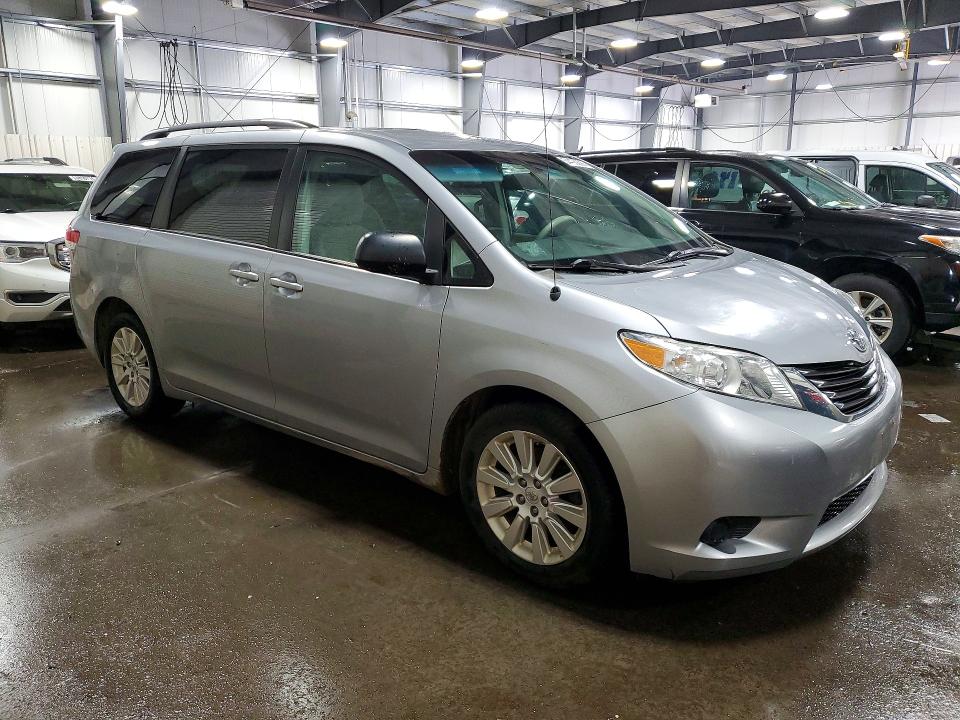 Aukcja sprzedaży 2011 Toyota Sienna, vin: 5TDJK3DC3BS027455, numer aukcji: 54406206