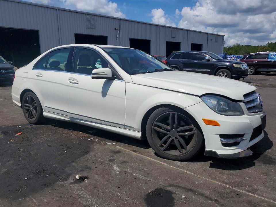54543536 :رقم المزاد ، WDDGF8BBXCR239684 vin ، 2012 Mercedes-benz C مزاد بيع