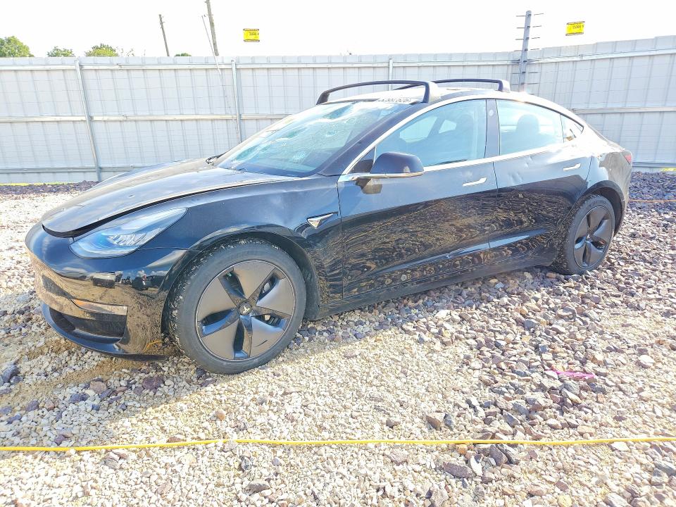 Продажа на аукционе авто 2018 Tesla Model 3, vin: 5YJ3E1EBXJF182209, номер лота: 52997626