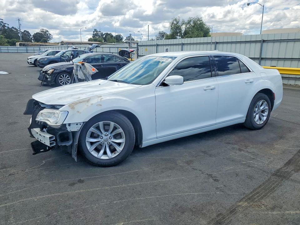 2016 Chrysler 300 მანქანა იყიდება აუქციონზე, vin: 2C3CCAAG2GH212687, აუქციონის ნომერი: 55366116