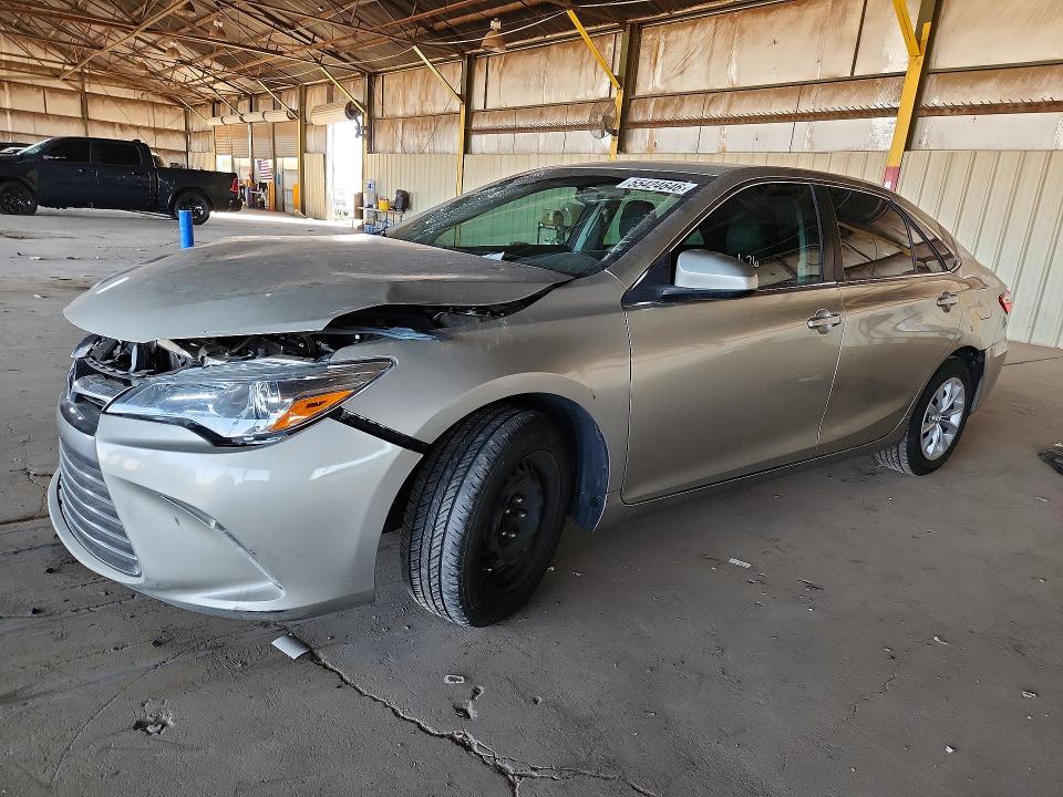 55424646 :رقم المزاد ، 4T4BF1FK7GR542917 vin ، 2016 Toyota Camry مزاد بيع