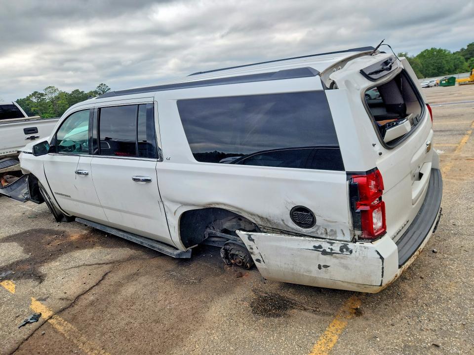Aukcja sprzedaży 2015 Chevrolet Suburban, vin: 1GNSCJKC2FR201519, numer aukcji: 52732486