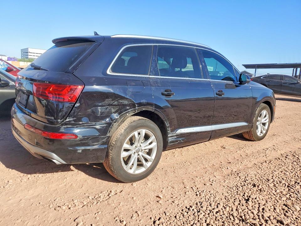 53125586 :رقم المزاد ، WA1LAAF72KD037755 vin ، 2019 Audi Q7 مزاد بيع