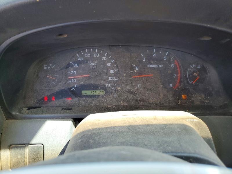 2001 Nissan Frontier მანქანა იყიდება აუქციონზე, vin: 1N6DD26S21C379543, აუქციონის ნომერი: 53420736