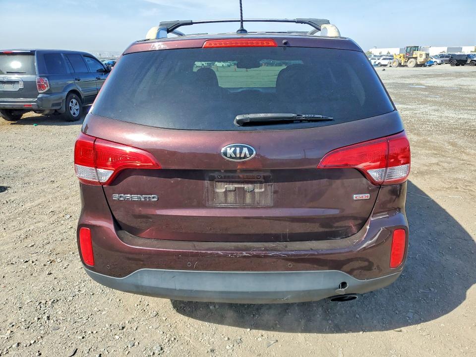 Продажа на аукционе авто 2015 Kia Sorento, vin: 5XYKT4A69FG654881, номер лота: 54294866