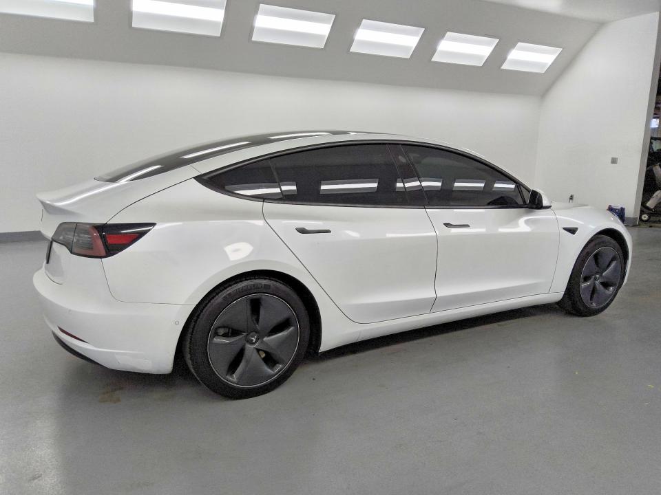 50521246 :رقم المزاد ، 5YJ3E1EAXLF805113 vin ، 2020 Tesla Model 3 مزاد بيع