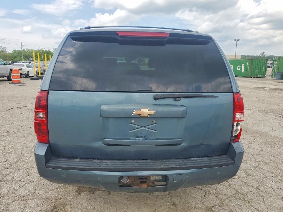 53985436 :رقم المزاد ، 3GNFK16388G199261 vin ، 2008 Chevrolet Suburban مزاد بيع