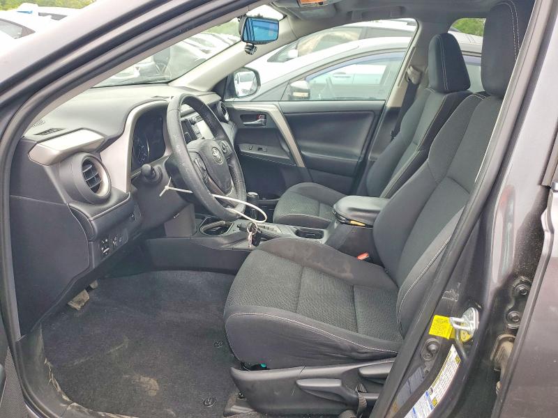 51836896 :رقم المزاد ، 2T3RFREV2HW692302 vin ، 2017 Toyota Rav 4 مزاد بيع