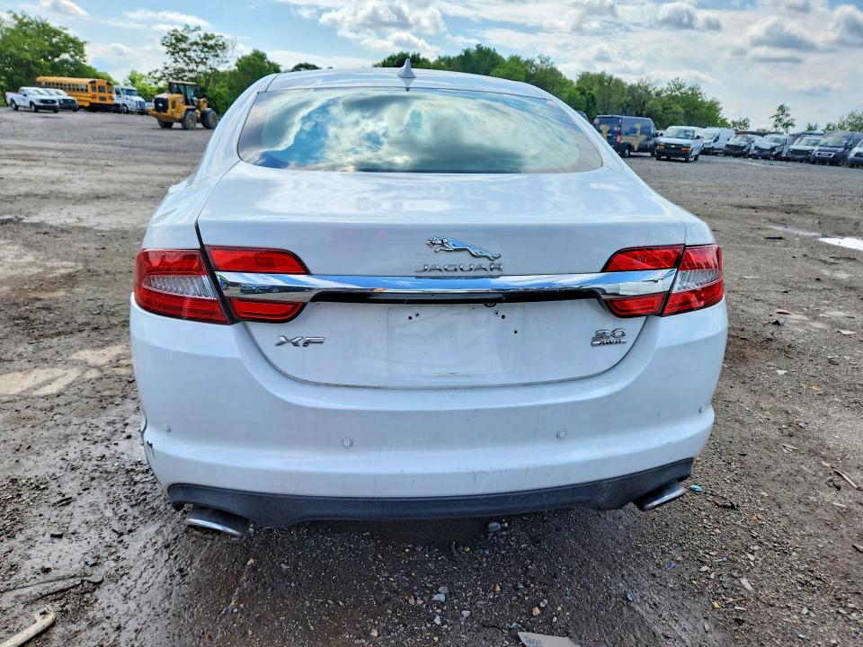 2015 Jaguar Xf მანქანა იყიდება აუქციონზე, vin: SAJWJ0FF2F8U53048, აუქციონის ნომერი: 53473766
