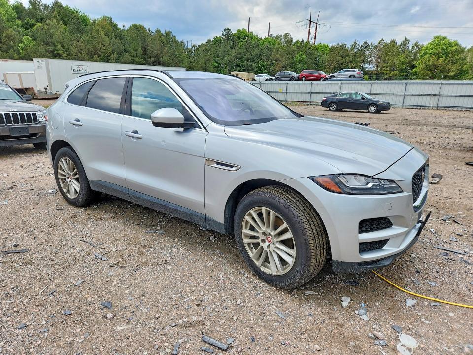 Aukcja sprzedaży 2017 Jaguar F-pace, vin: SADCK2BN1HA099918, numer aukcji: 53743496