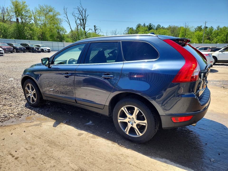 2011 Volvo Xc60 მანქანა იყიდება აუქციონზე, vin: YV4902DZ3B2175116, აუქციონის ნომერი: 53311676