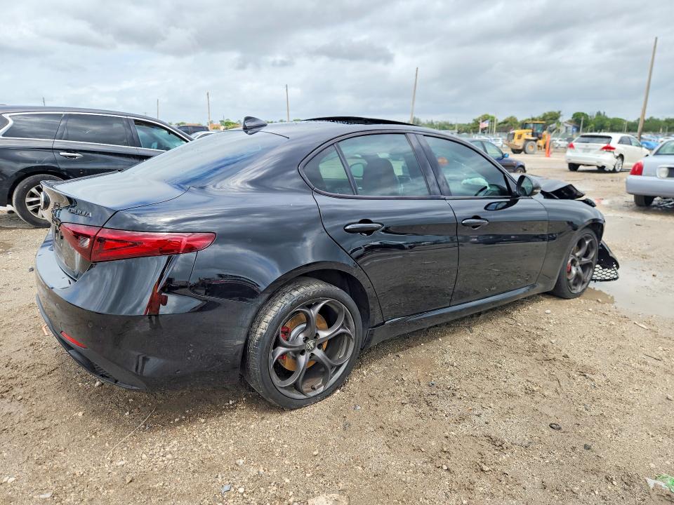 51616426 :رقم المزاد ، ZARFANBN4L7626178 vin ، 2020 Alfa Romeo Giulia مزاد بيع