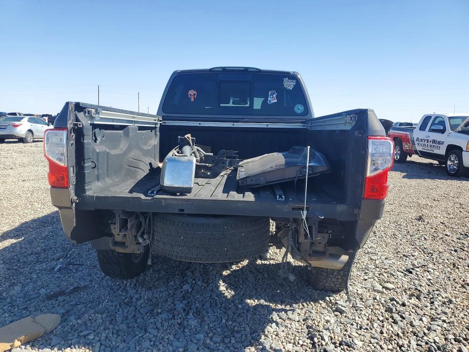 52371726 :رقم المزاد ، 1N6BA1F4XGN506161 vin ، 2016 Nissan Titan Xd مزاد بيع