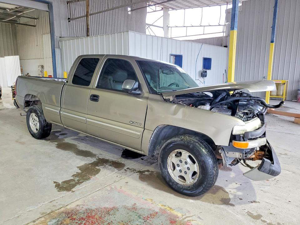 51962246 :رقم المزاد ، 2GCEC19T3Y1310420 vin ، 2000 Chevrolet Silverado مزاد بيع
