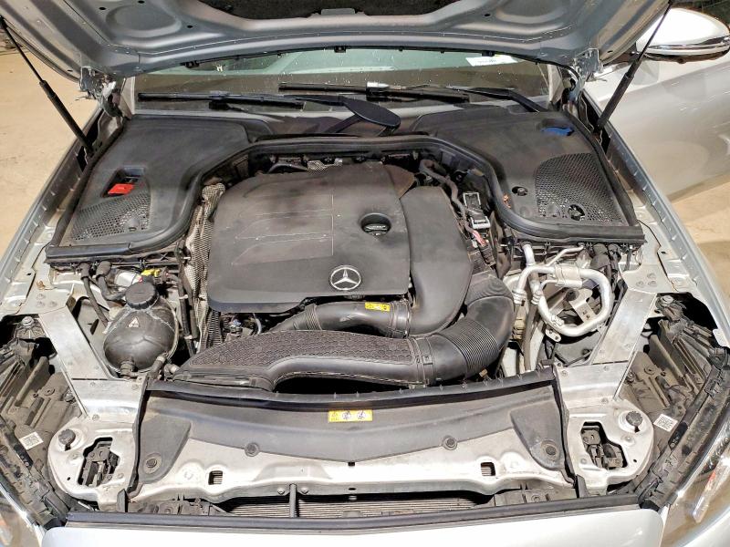 52352046 :رقم المزاد ، WDDZF8EB5LA703063 vin ، 2020 Mercedes-benz E مزاد بيع
