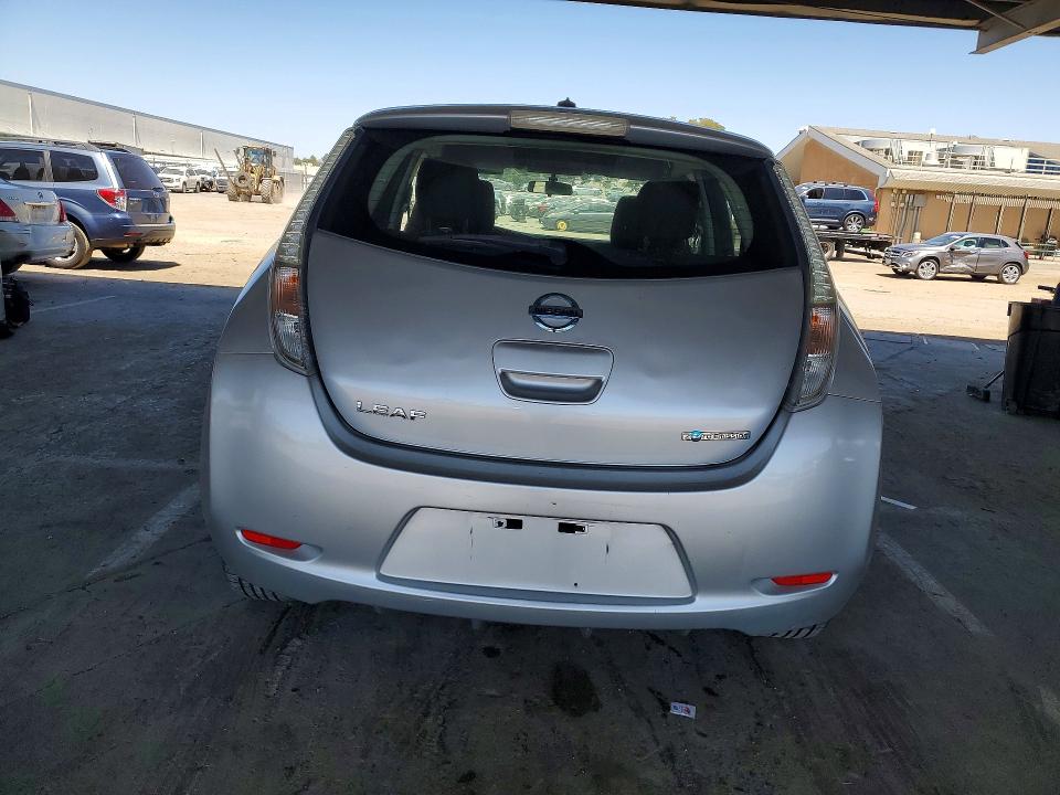 55061386 :رقم المزاد ، 1N4AZ0CPXDC401083 vin ، 2013 Nissan Leaf مزاد بيع