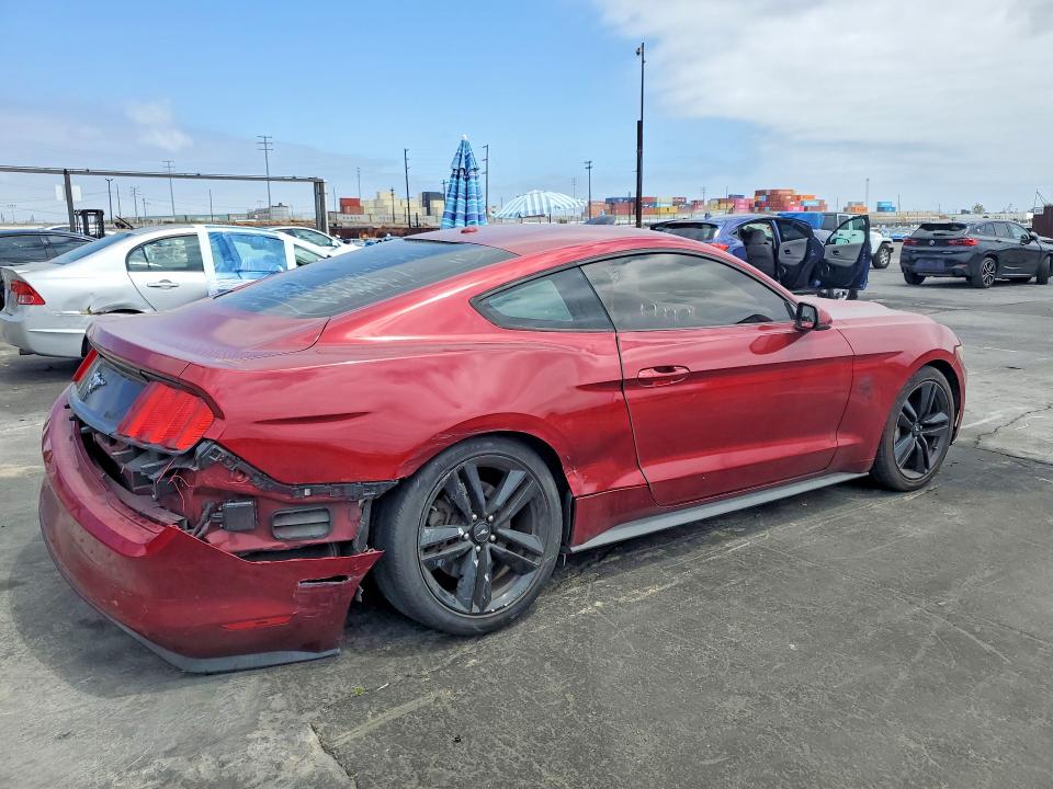 53423646 :رقم المزاد ، 1FA6P8TH7F5311447 vin ، 2015 Ford Mustang مزاد بيع