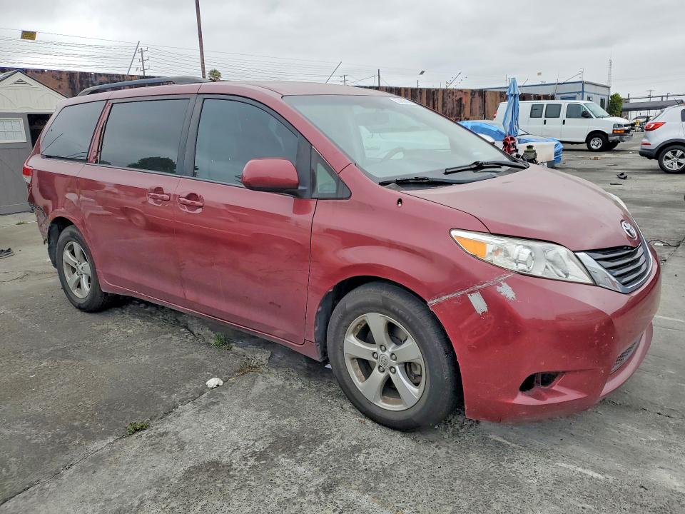 Продаж на аукціоні авто 2013 Toyota Sienna, vin: 5TDKK3DC7DS356327, номер лоту: 53459746