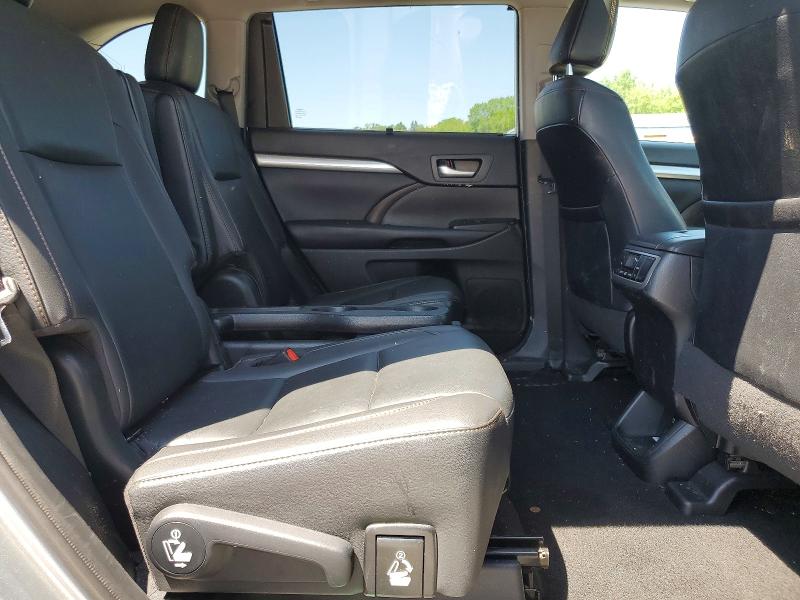 54672966 :رقم المزاد ، 5TDJZRFHXKS581566 vin ، 2019 Toyota Highlander مزاد بيع