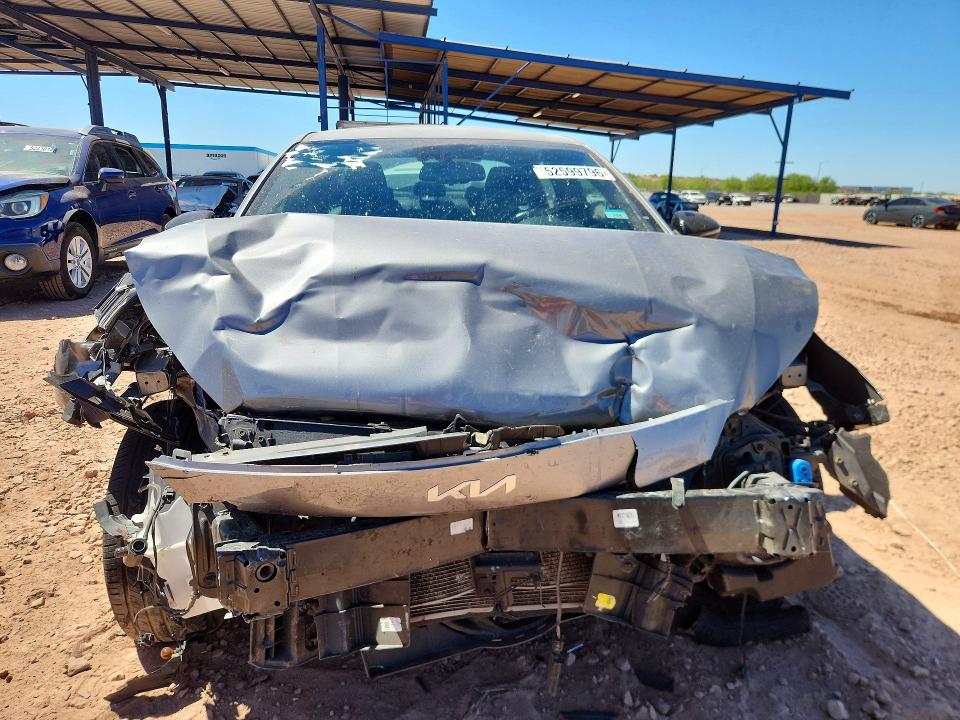 52599796 :رقم المزاد ، 3KPF54AD7NE421832 vin ، 2022 Kia Forte مزاد بيع