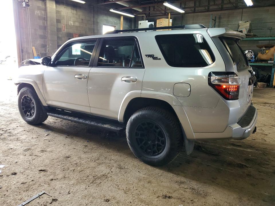 Продажа на аукционе авто 2021 Toyota 4runner, vin: JTERU5JR3M5948628, номер лота: 51584736