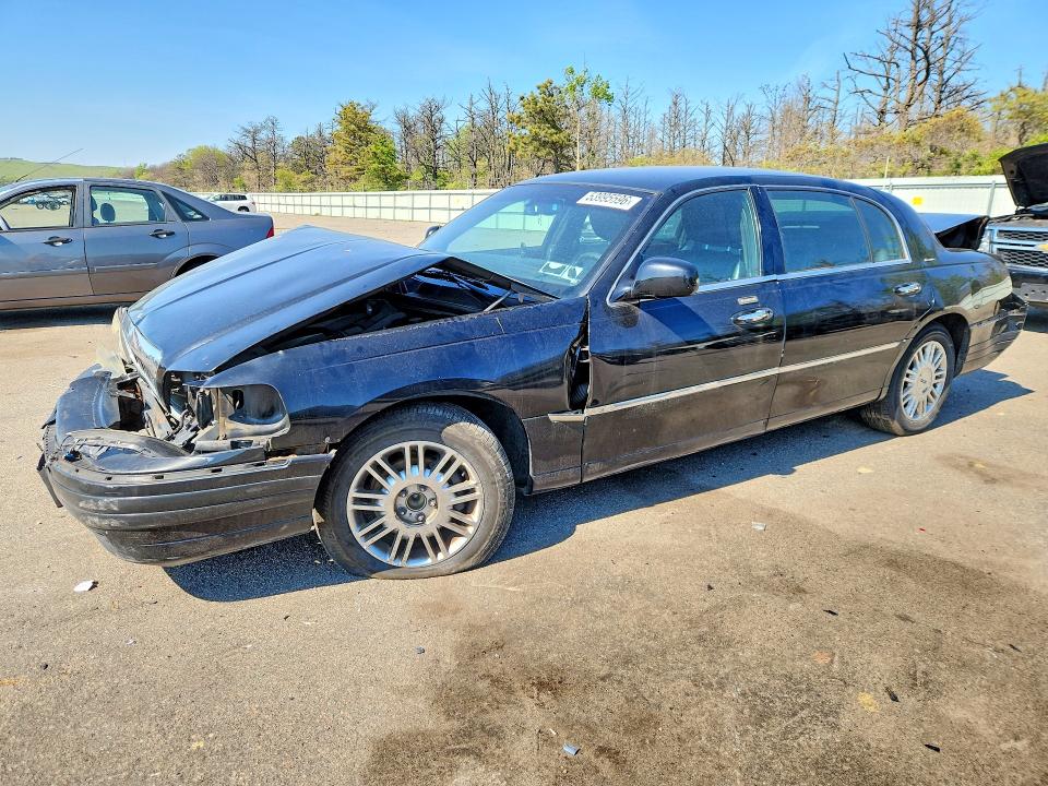 Aukcja sprzedaży 2011 Lincoln Town Car, vin: 2LNBL8EV5BX754434, numer aukcji: 53995596