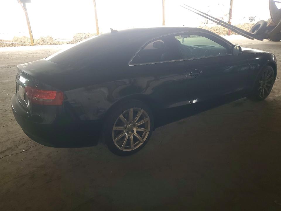 52310876 :رقم المزاد ، WAULFAFR0BA081812 vin ، 2011 Audi A5 مزاد بيع