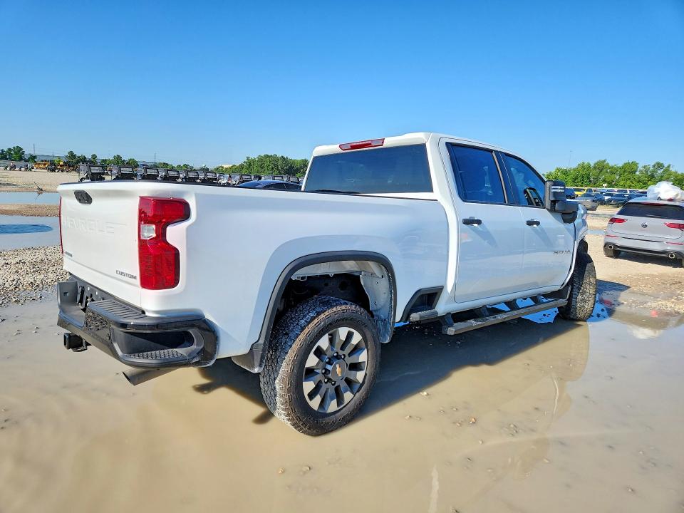 Продажа на аукционе авто 2025 Chevrolet Silverado, vin: 1GC4KME79SF366290, номер лота: 52748716