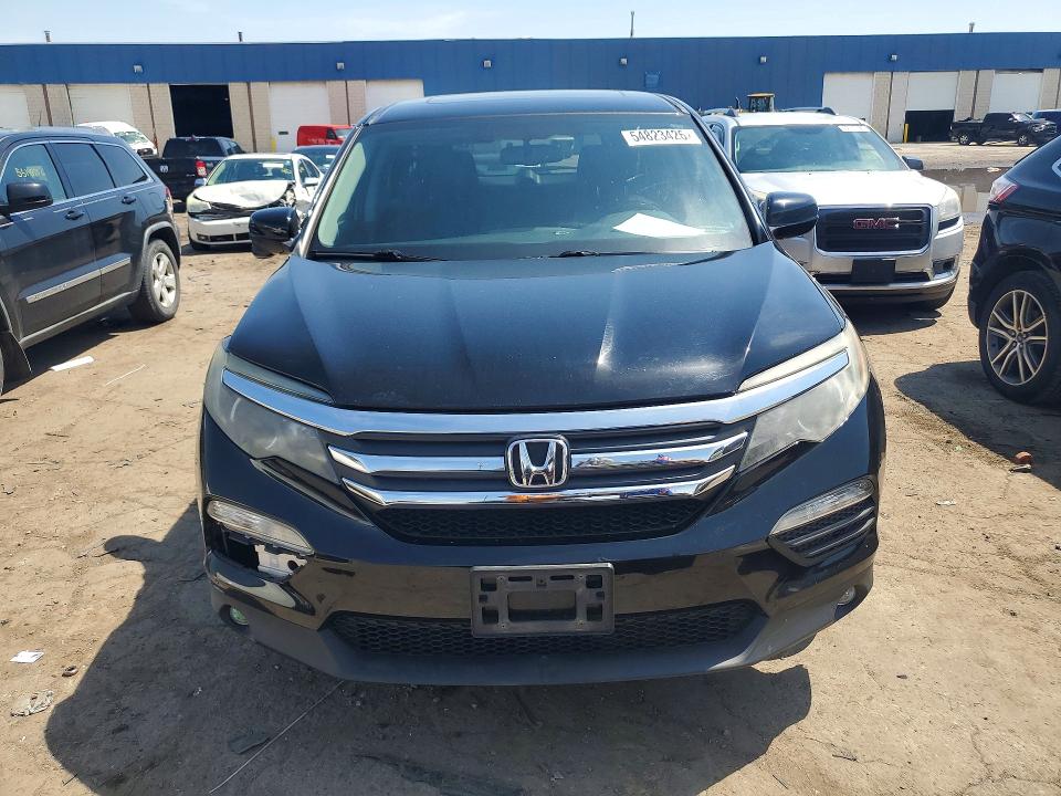 54823426 :رقم المزاد ، 5FNYF6H53JB052147 vin ، 2018 Honda Pilot مزاد بيع