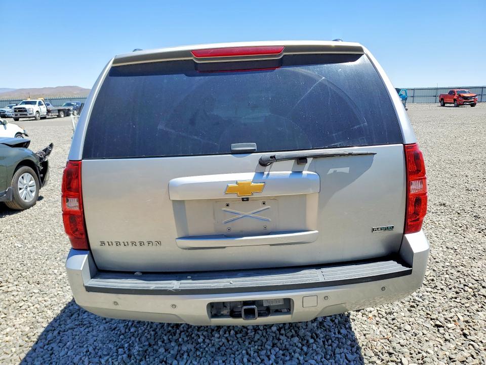Продаж на аукціоні авто 2011 Chevrolet Suburban, vin: 1GNSKJE37BR262728, номер лоту: 53658196