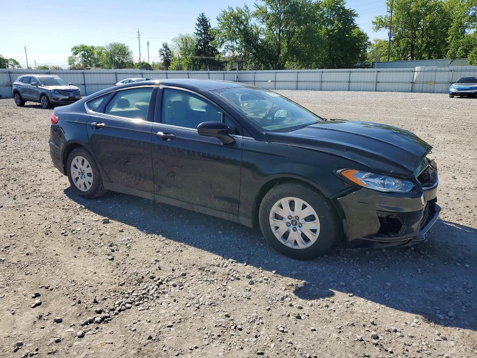52519486 :رقم المزاد ، 3FA6P0G79LR233796 vin ، 2020 Ford Fusion مزاد بيع