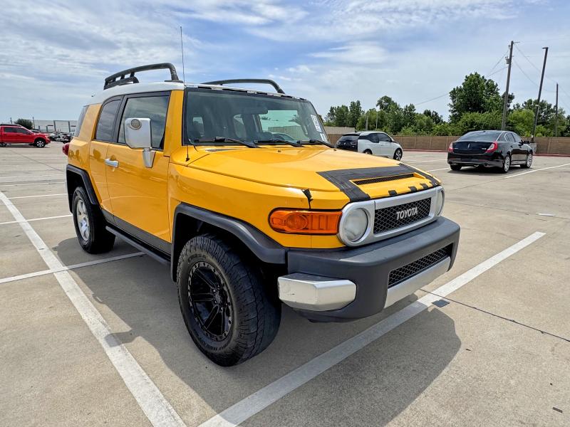 54125936 :رقم المزاد ، JTEBU11FX70045071 vin ، 2007 Toyota Fj Cruiser مزاد بيع