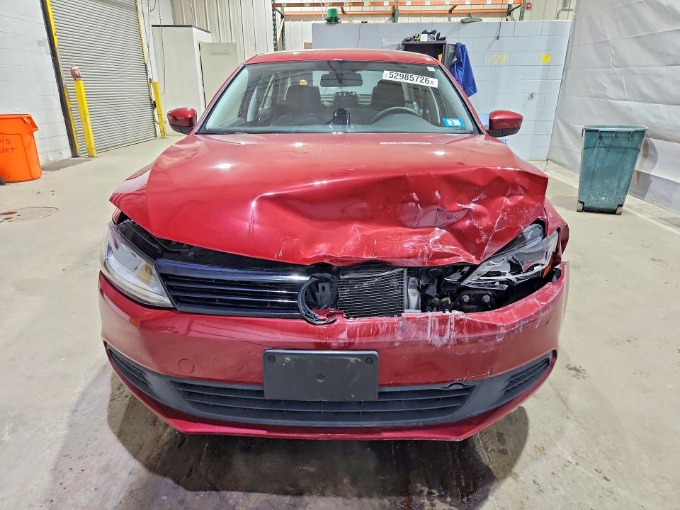 52985726 :رقم المزاد ، 3VW2B7AJ0HM389750 vin ، 2017 Volkswagen Jetta مزاد بيع
