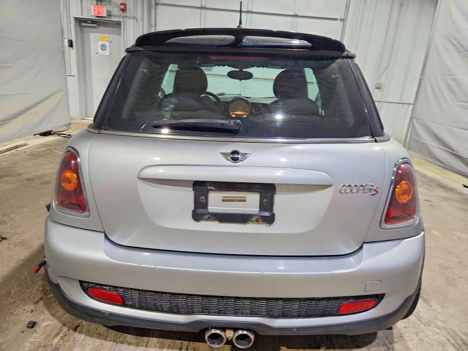 Продажа на аукционе авто 2008 Mini Cooper, vin: WMWMF73588TT87260, номер лота: 53760736