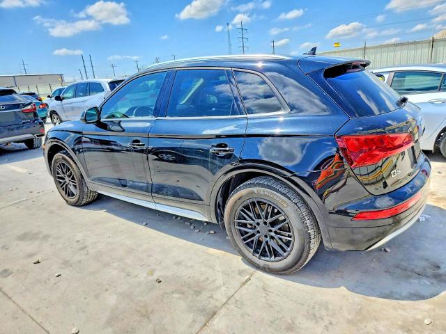 Продажа на аукционе авто 2018 Audi Q5, vin: WA1ANAFY9J2213456, номер лота: 54843976