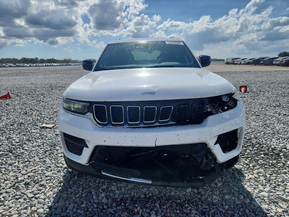 Продажа на аукционе авто 2025 Jeep Grand Cherokee, vin: 1C4RJGAG3SC355299, номер лота: 52329586