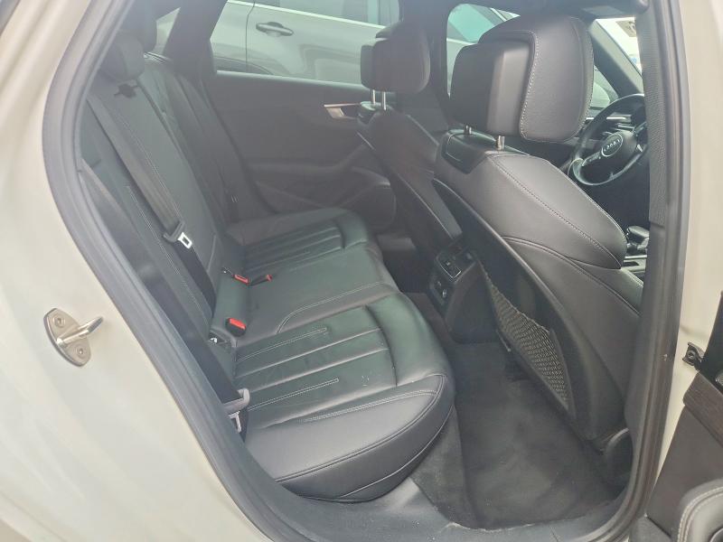 Продаж на аукціоні авто 2022 Audi A4, vin: WAUEAAF40NN011798, номер лоту: 53725236