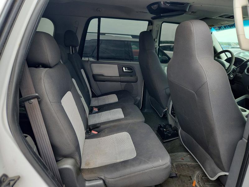 Продажа на аукционе авто 2005 Ford Expedition, vin: 1FMPU15525LA29336, номер лота: 54614196