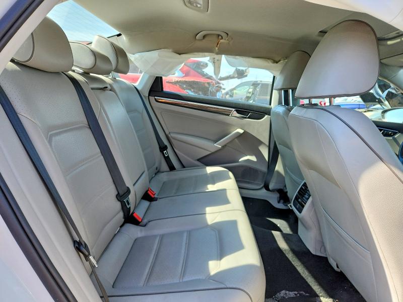 Aukcja sprzedaży 2018 Volkswagen Passat, vin: 1VWBA7A31JC024425, numer aukcji: 54973416