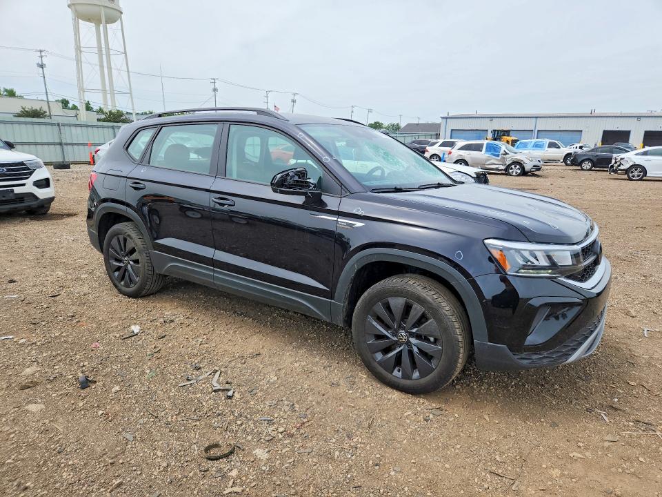 54150896 :رقم المزاد ، 3VV5X7B22RM071446 vin ، 2024 Volkswagen Taos مزاد بيع