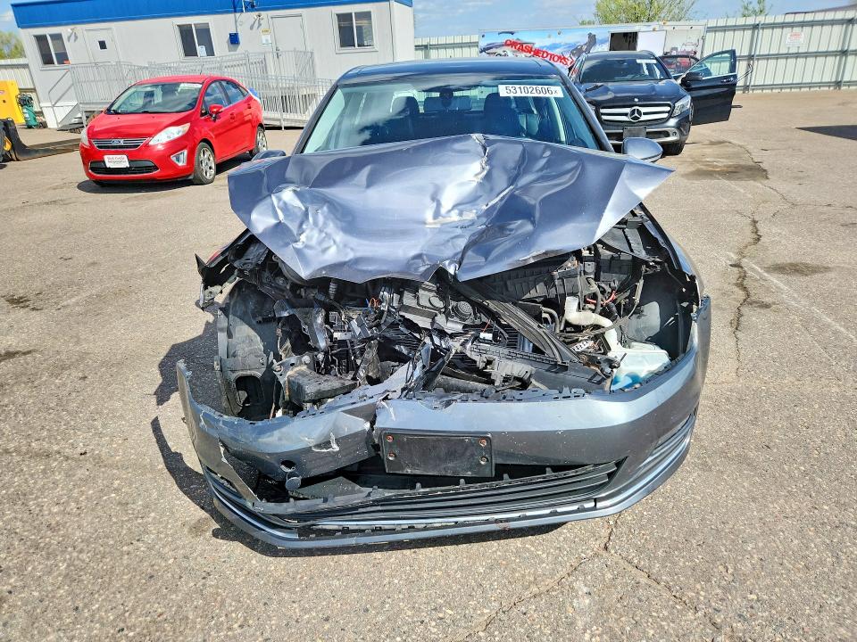 Продажа на аукционе авто 2015 Volkswagen Golf, vin: 3VW217AU4FM054727, номер лота: 53102606