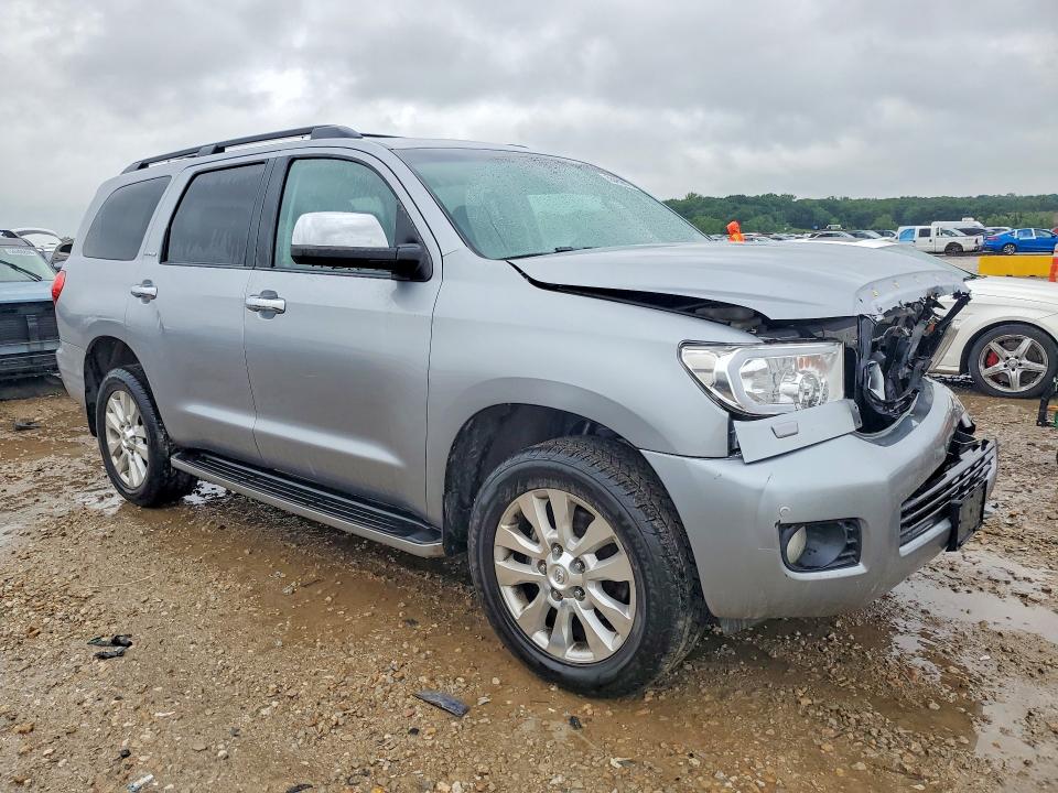 55452676 :رقم المزاد ، 5TDDW5G16BS054690 vin ، 2011 Toyota Sequoia مزاد بيع