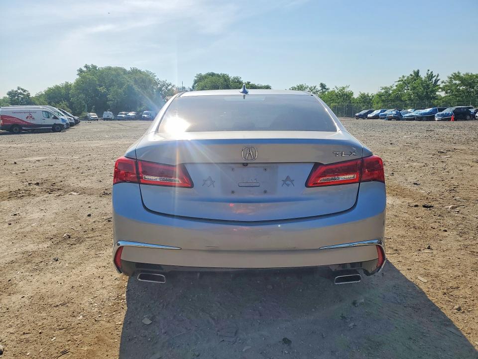 Aukcja sprzedaży 2018 Acura Tlx, vin: 19UUB2F32JA008848, numer aukcji: 53782726