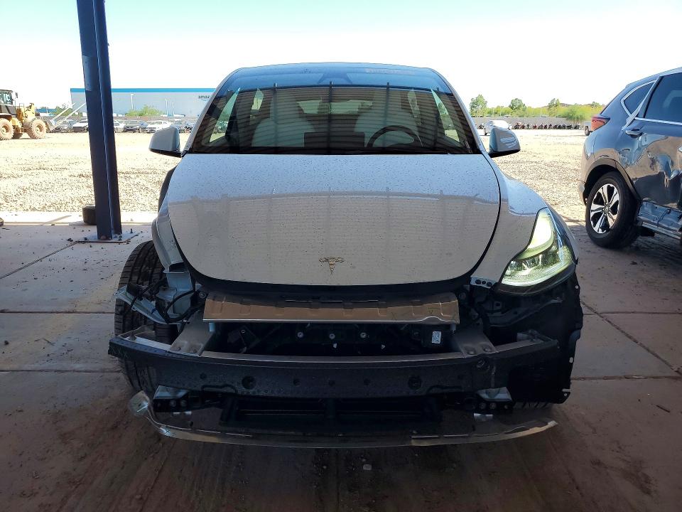 2025 Tesla Model Y მანქანა იყიდება აუქციონზე, vin: 7SAYGDED0SA377272, აუქციონის ნომერი: 53267206