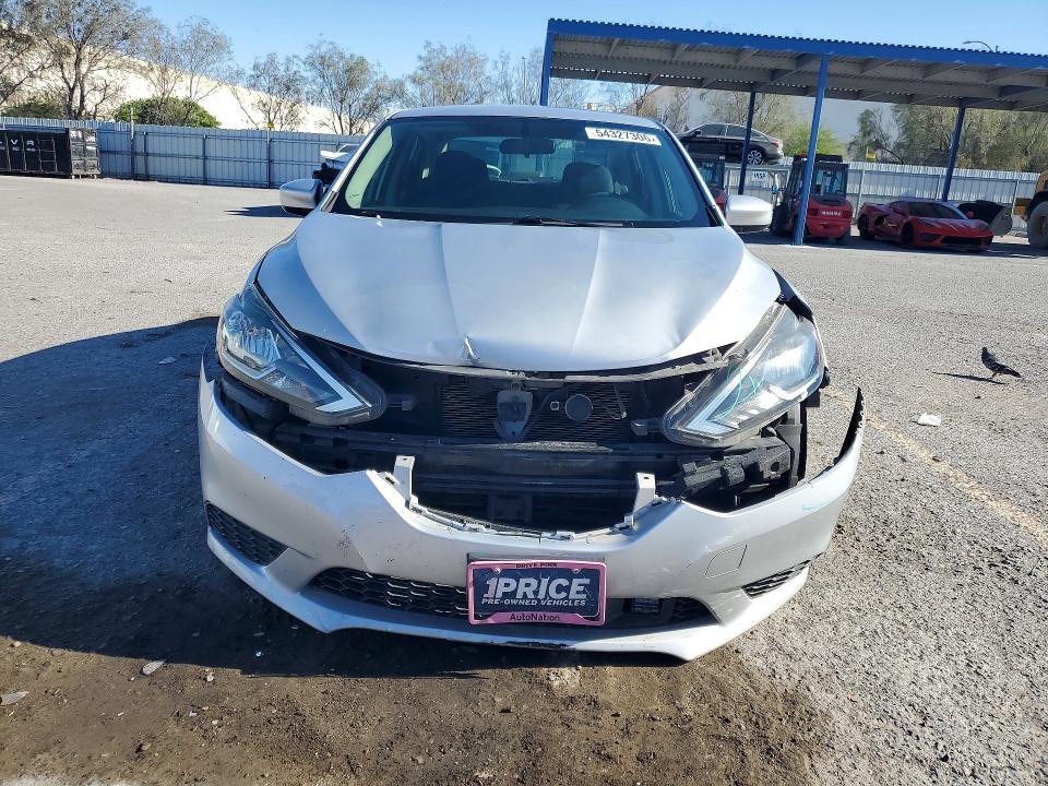 54327306 :رقم المزاد ، 3N1AB7AP8JY223402 vin ، 2018 Nissan Sentra مزاد بيع