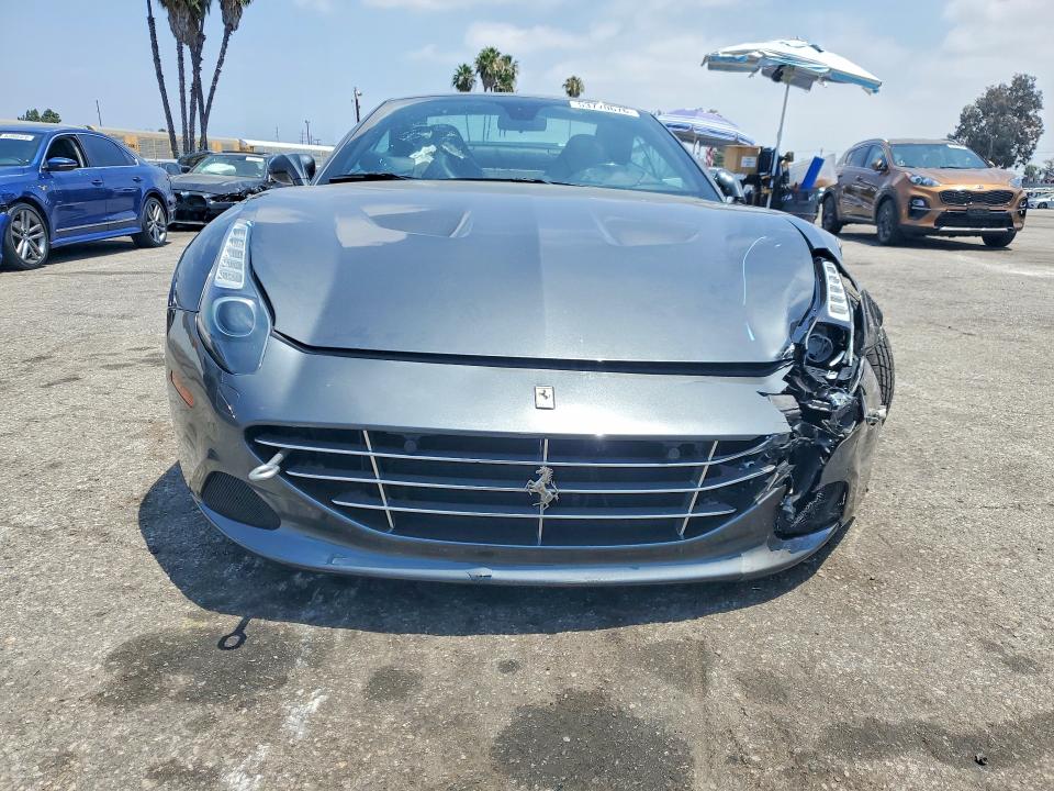 2016 Ferrari California T მანქანა იყიდება აუქციონზე, vin: ZFF77XJA0G0213097, აუქციონის ნომერი: 53770676