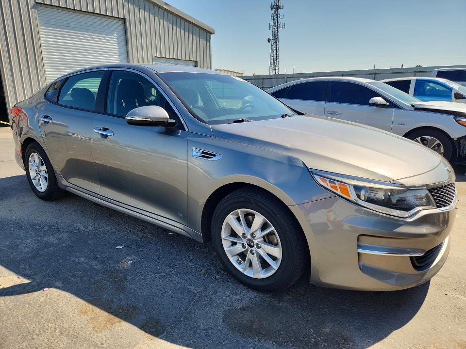 Продажа на аукционе авто 2018 Kia Optima, vin: 5XXGT4L39JG229067, номер лота: 52754846